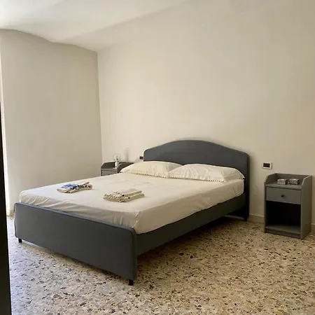 Holiday home Il Balcone Di Garofani *
